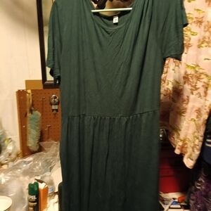 Chic Forest Green Midi Dress